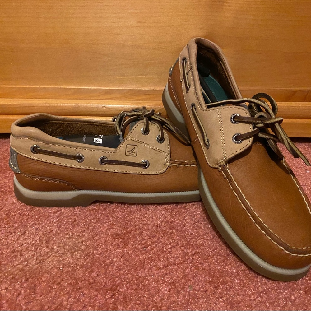 Sperry Two-Tone Tan/Brown Leather Boat Shoes
